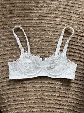 House of CB White Lace Underwire Bralette